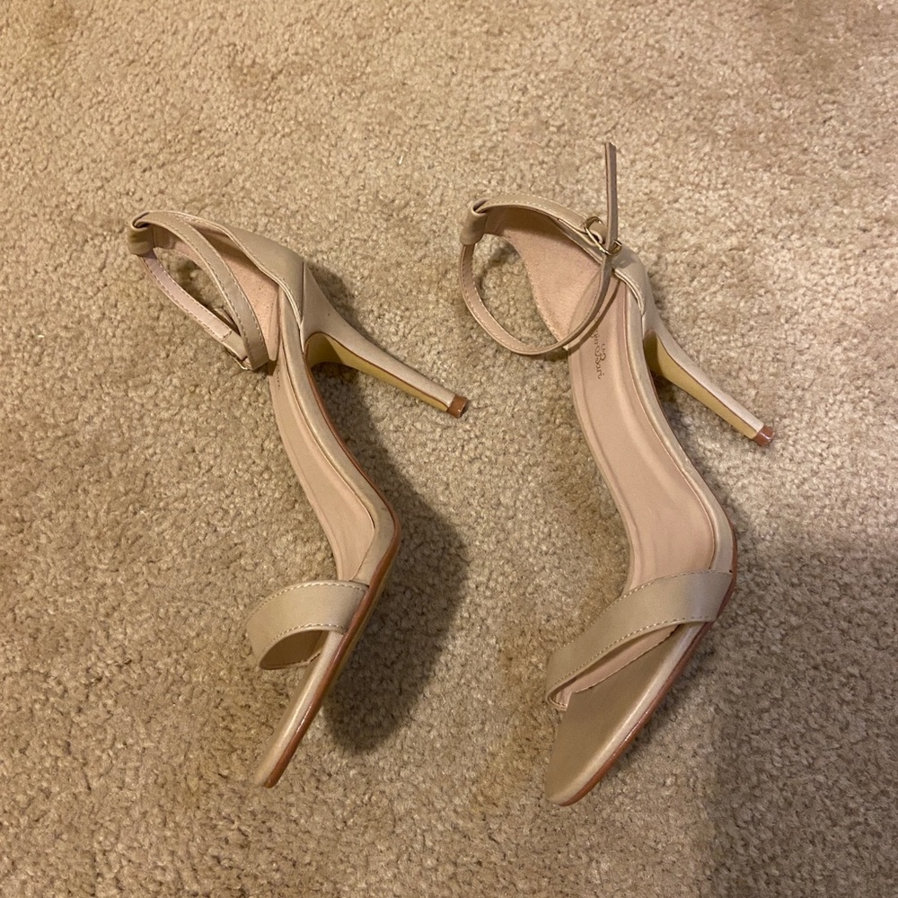 Nude Anke Heels
